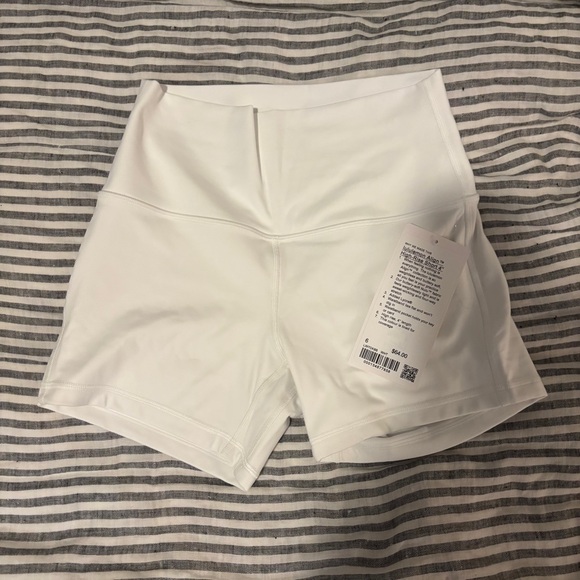 NWT lululemon align high-rise short 4” white WHT LW7CK8S - Picture 1 of 9
